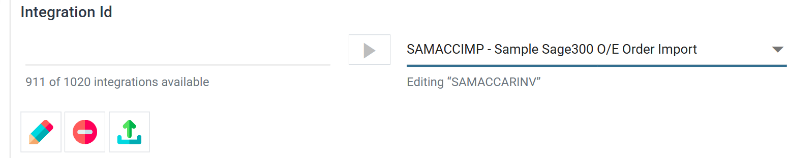 The Options tab of the Design screen: an empty Integration Id box on the left with pencil, delete and upload buttons beneath it, and on the right a drop-down showing SAMACCIMP - Sample Sage300 O/E Order Import above the label Editing "SAMACCARINV"